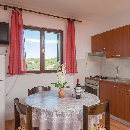 Appartement With Sea View 05